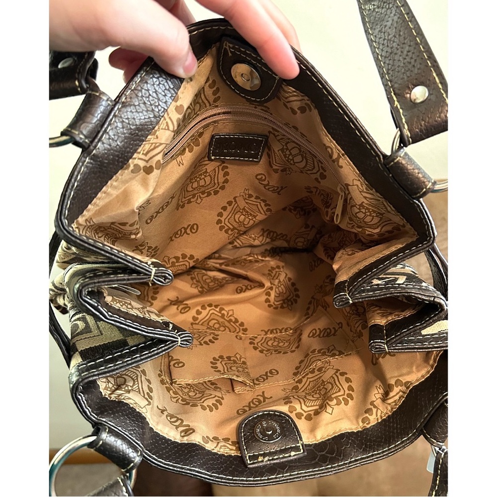 XOXO Patterned Brown/ Tan Colored Shoulder Purse - Picture 2 of 3